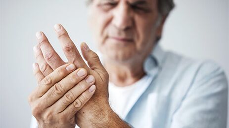 Stock y dolor en la artrosis de las articulaciones de las manos