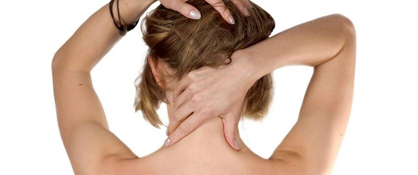 Automasaje de la columna cervical para la osteocondrosis.